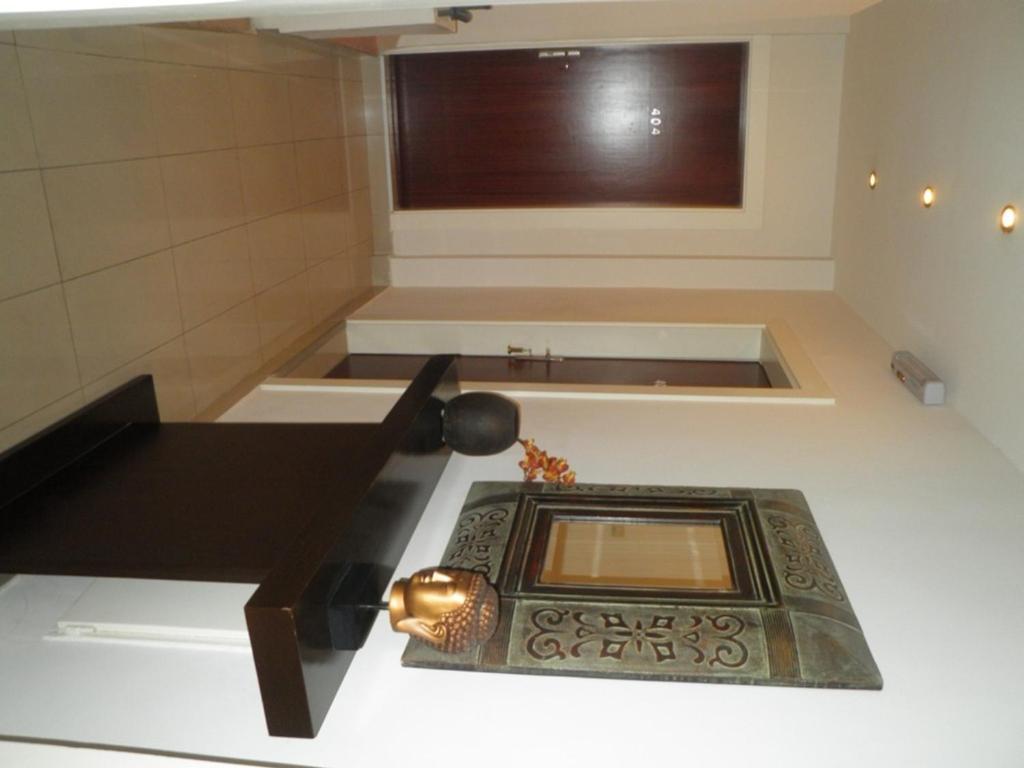 Granada Suites Hotel عمان الغرفة الصورة
