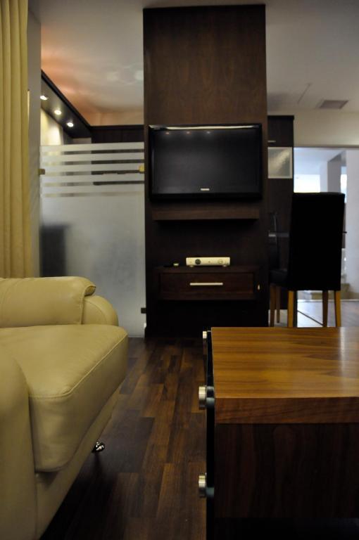 Granada Suites Hotel عمان الغرفة الصورة